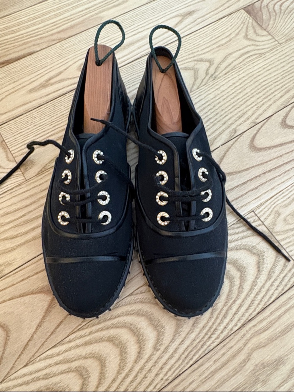 Black Lace-Up Wedge Espadrille Shoes - Women - Picture 2 of 5